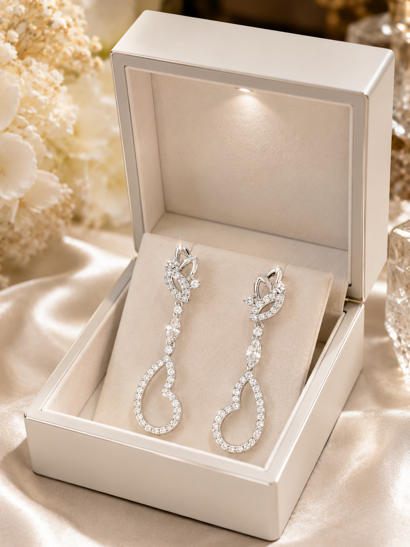 ✨ Premium Silver Crystal Heart Drop Earrings – Luxury Elegance Collection 💎
