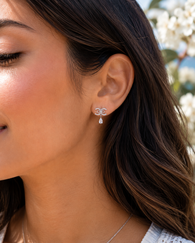 ✨ Premium Silver Crystal Bow Earrings – Elegant Sparkle Collection ✨